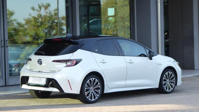 TOYOTA Corolla 1.8 Hybrid Style