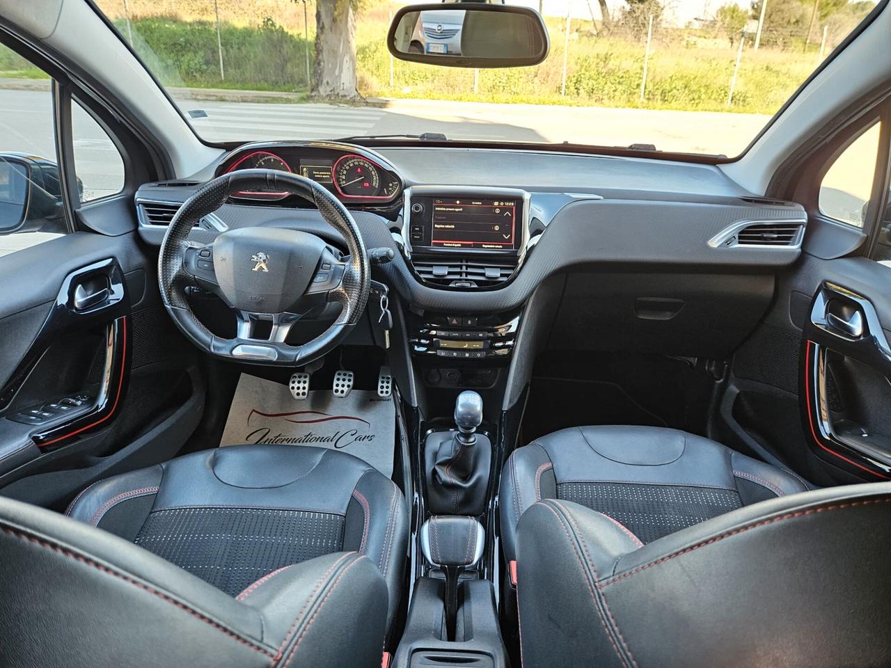 Peugeot 2008 GTline 1.6 bluehdi 120cv