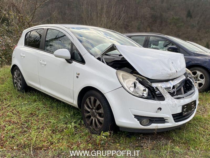 Opel Corsa 1.3 CDTI 75CV 5 porte INCIDENTATA