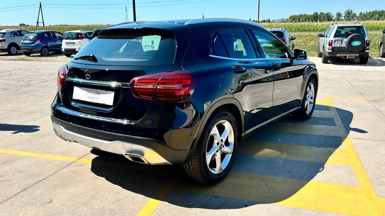Mercedes-benz GLA 180 Premium