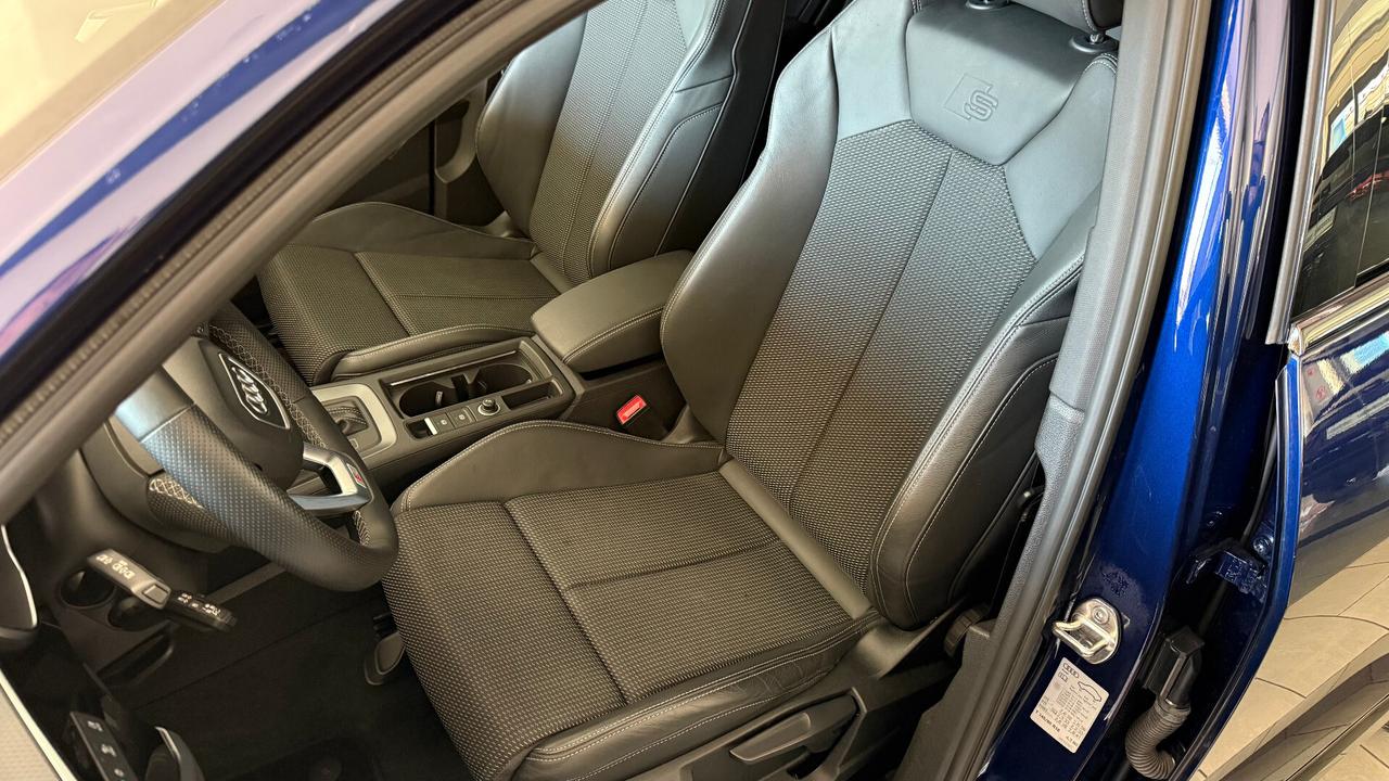 Audi Q3 SPORTBACK 35 TDI S LINE IDENTITY BLACK