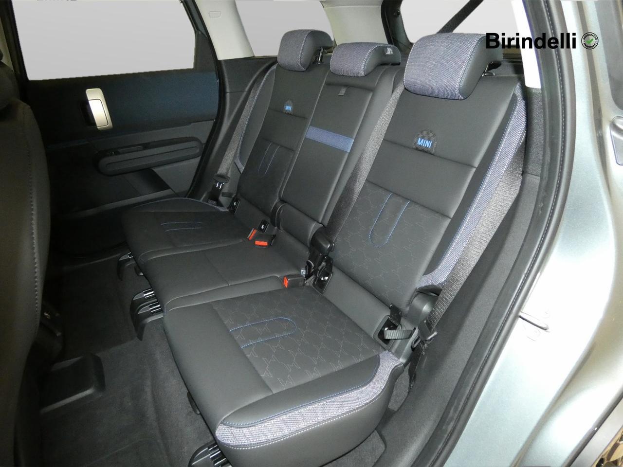 MINI Mini Countrym.(U25) - Mini Countryman D Classic