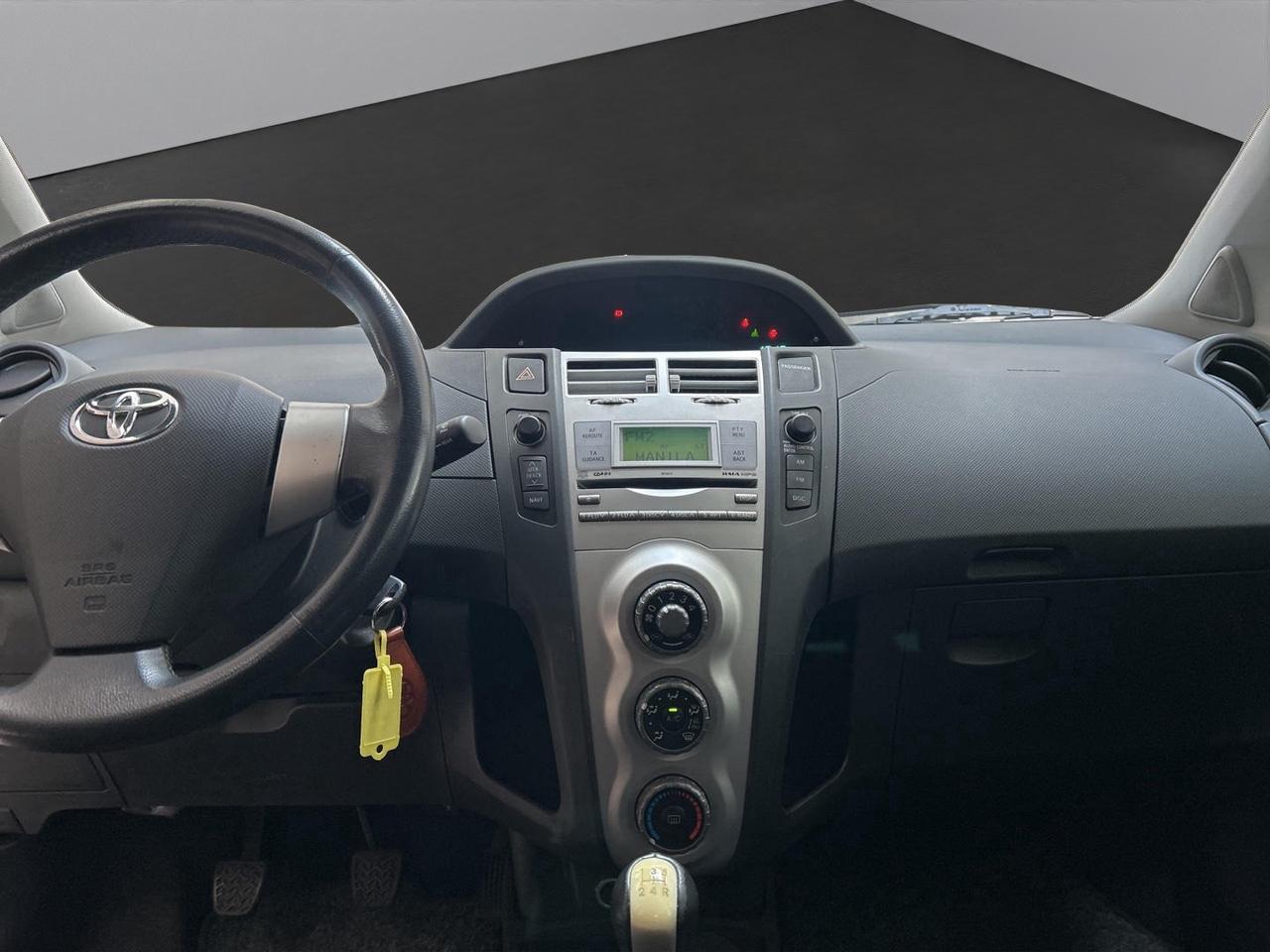 Toyota Yaris 5p 1.0 Sol