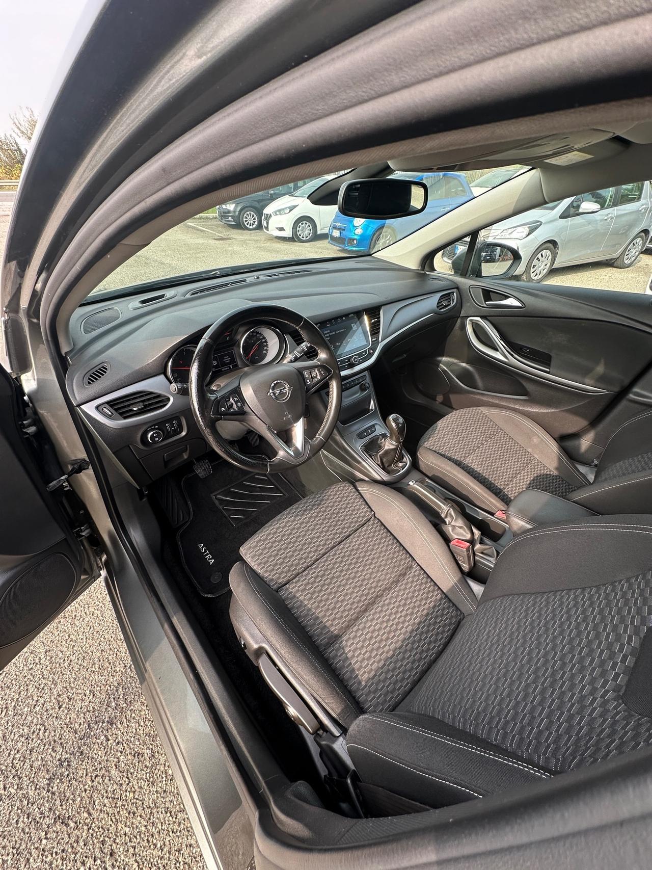 Opel Astra 1.6 CDTi 136CV aut. Sports Tourer Business - 2018