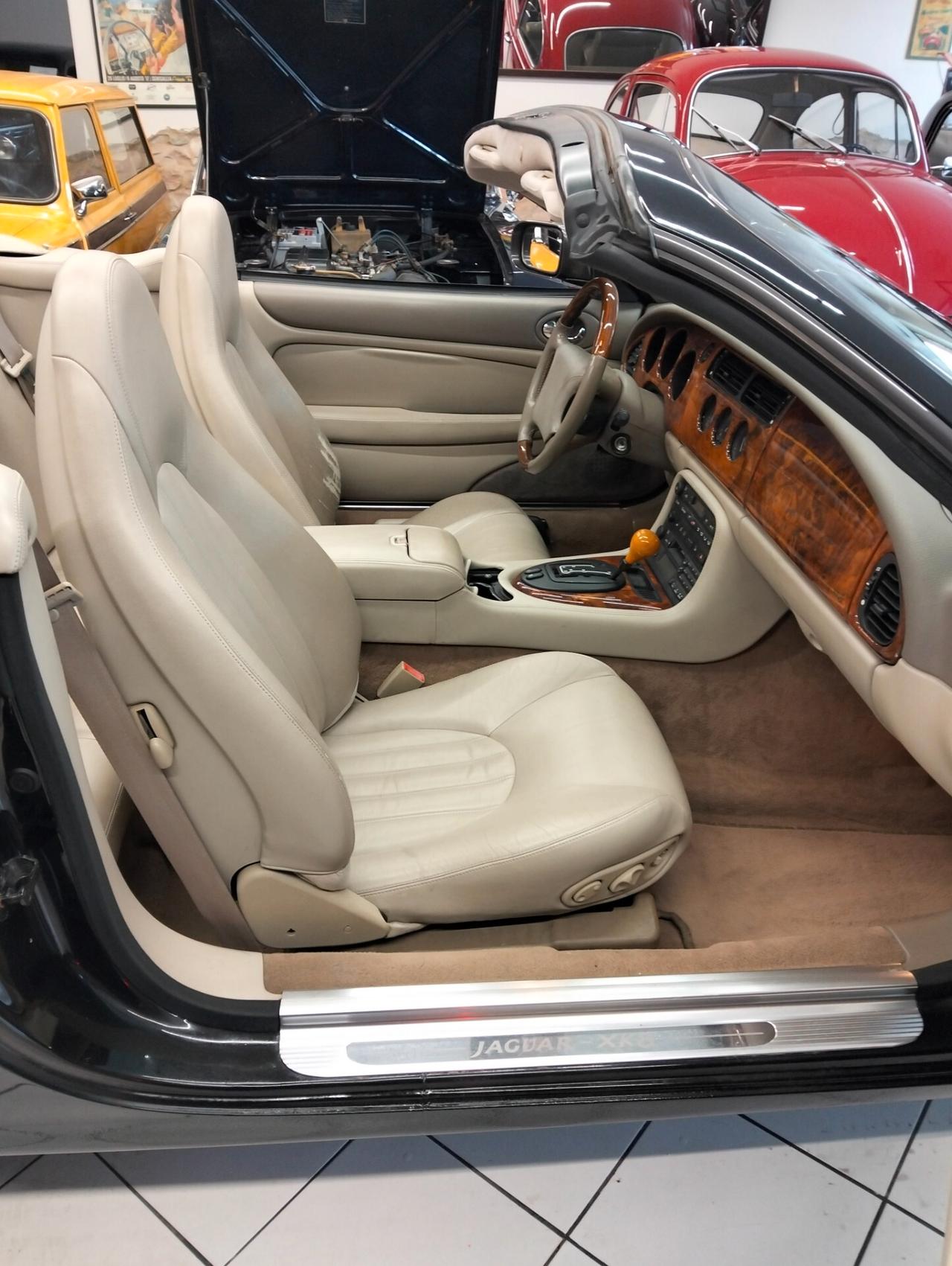 Jaguar XK8 Cabriolet