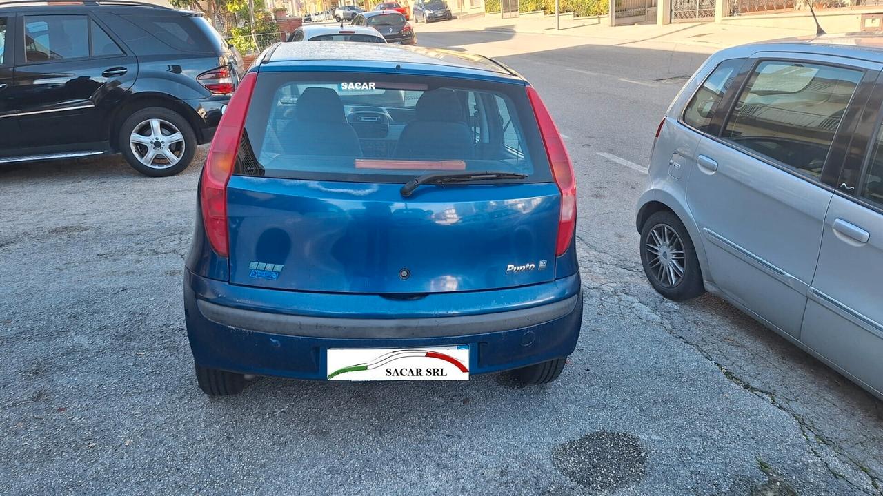 Fiat Punto 1.2i 16V cat 5 porte HLX