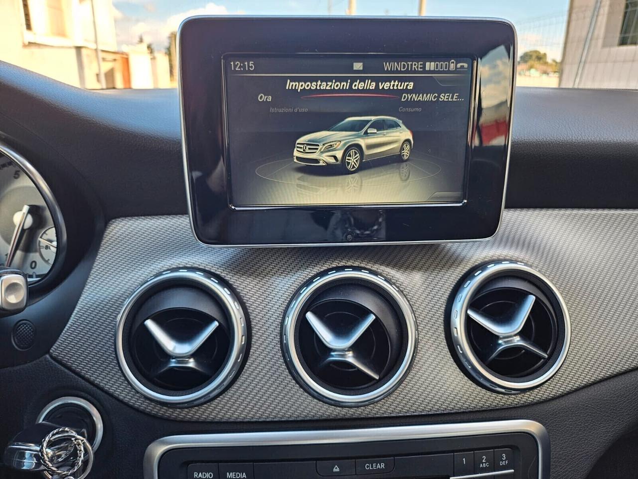Mercedes-benz GLA 180 Executive 1.6 BENZ NAVI XENON SENSORI SEDILI RISCAL
