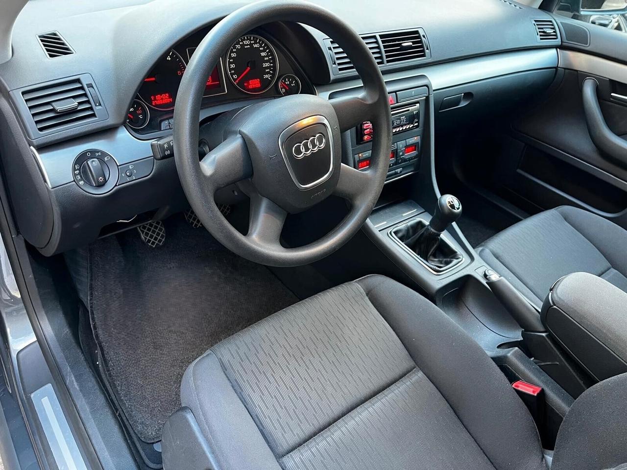 Audi A4 2.0 16V TDI Avant PERFETTA