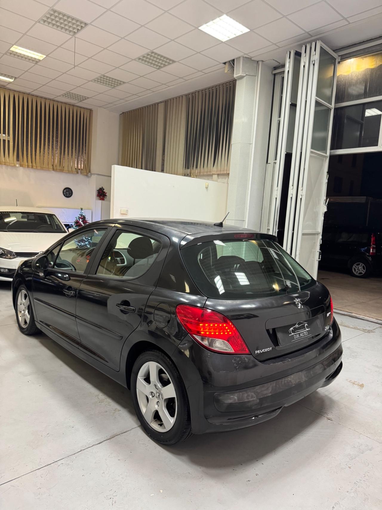 Peugeot 207 1.6 HDi 90CV 5p. XT