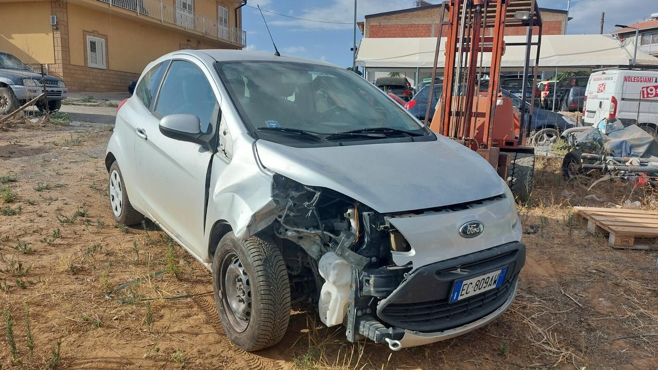 Ford Ka Ka 1.2 8V 69CV entra e leggi