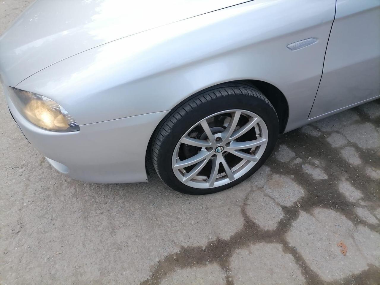 Alfa Romeo 147 1.6 16V TS (105) 3 porte Black Line