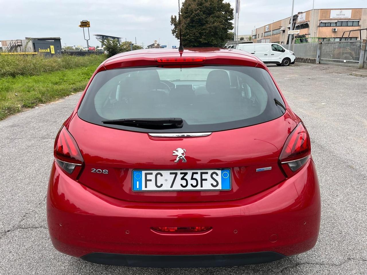 Peugeot 208 PureTech 82 5 porte Allure