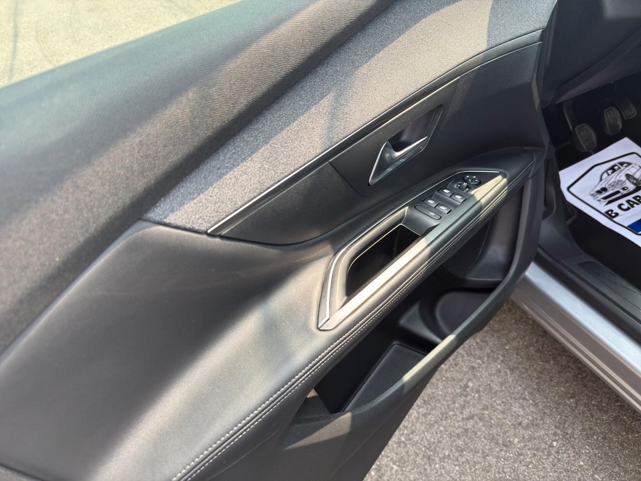 Peugeot 5008 PureTech Turbo 130 S&S Active