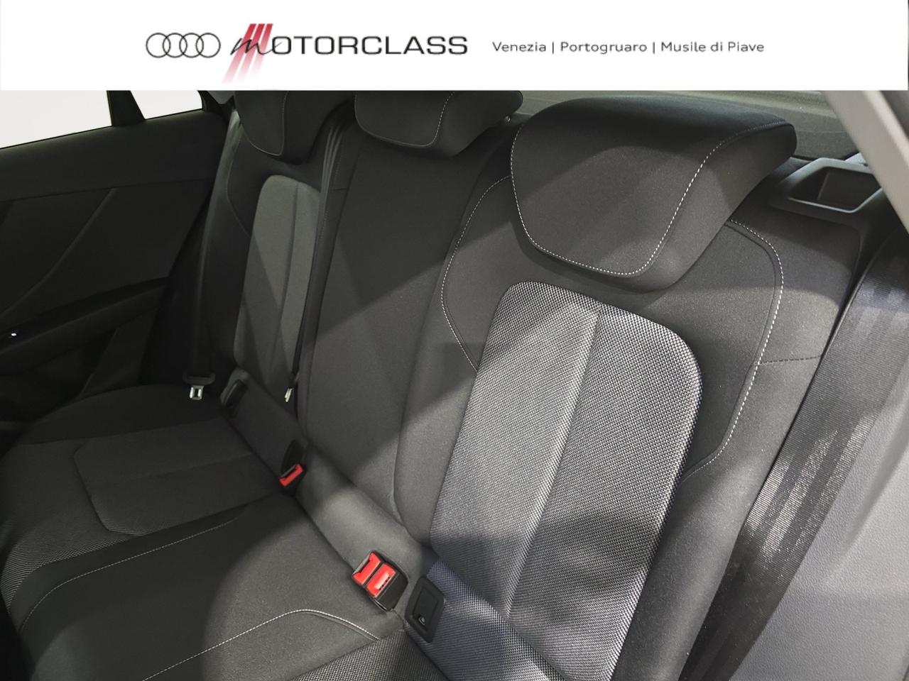 Audi Q2 35 1.5 tfsi s line edition s tronic