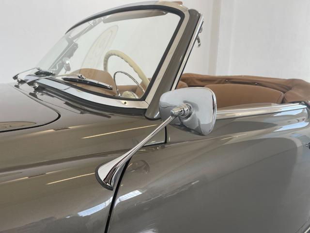 MERCEDES-BENZ 190 SL ROADSTER