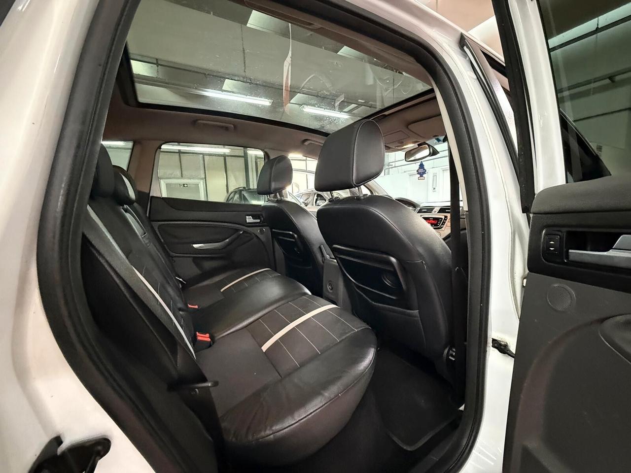 Ford Kuga 2.0 TDCi 136 CV Titanium