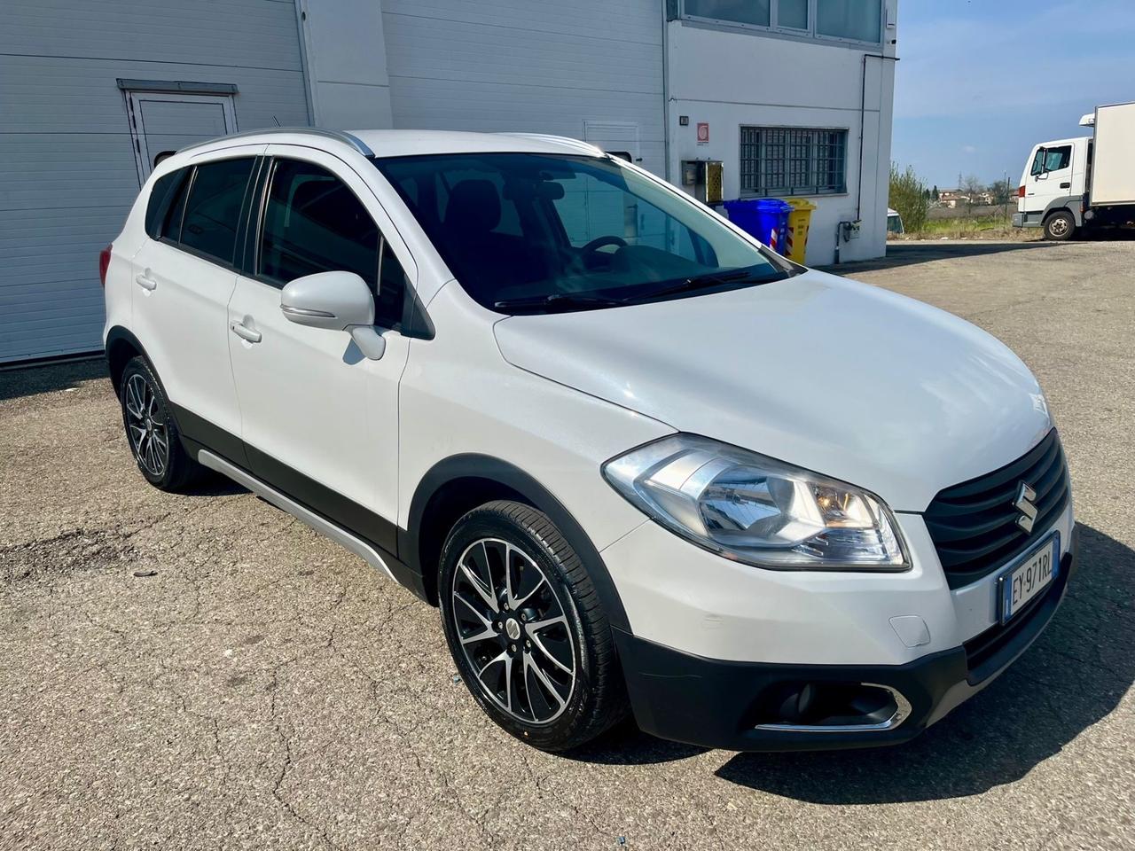 Suzuki S-Cross 1.6d 4WD 2015 145.000km perfetta