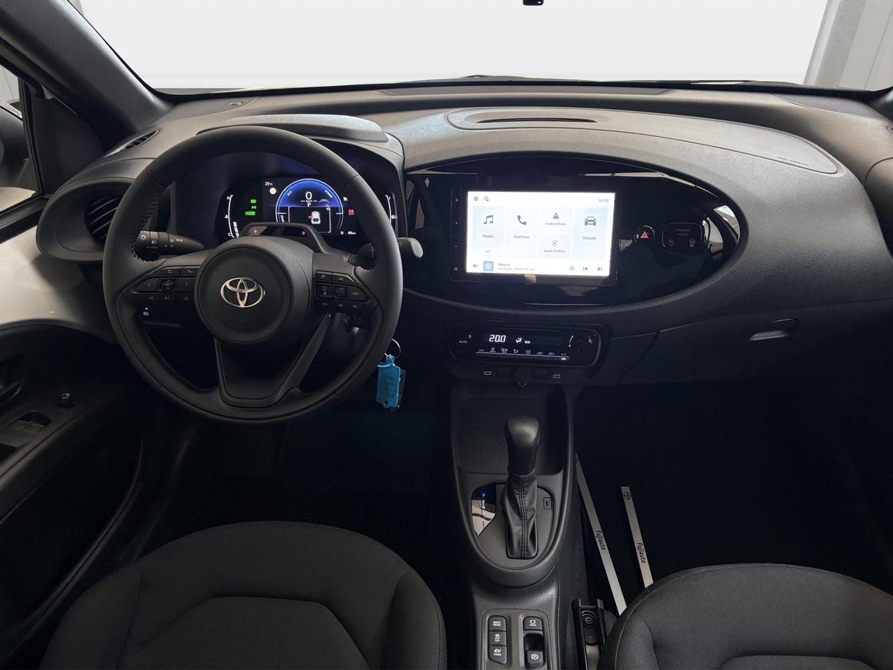 Toyota Aygo X 1.5 hybrid e-cvt