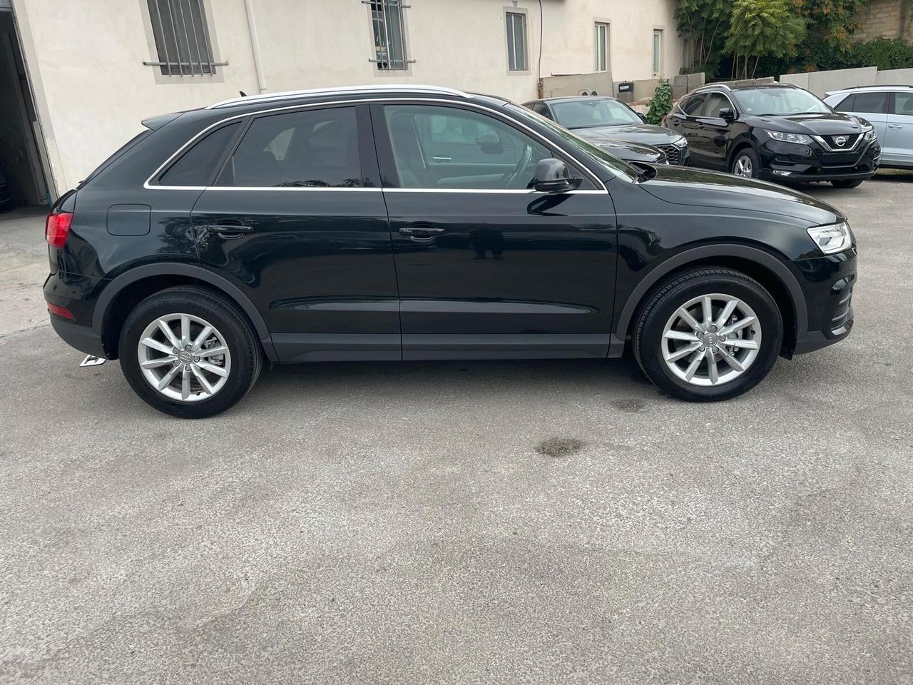 Audi Q3 2.0 TDI Business 136 cv - 2016