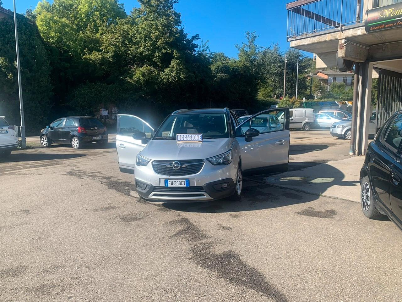 Opel Crossland cosmo benzina, full optional, unico proprietario, tutta tagliandata, 60000 km del 2019, bellissima, neo patentati