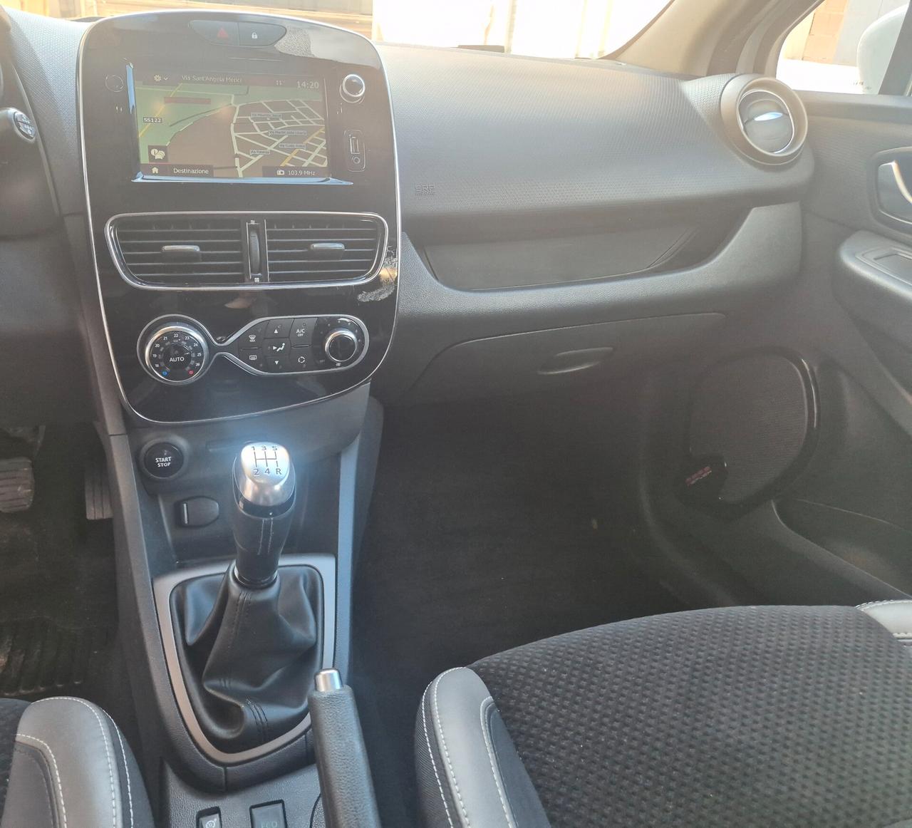 RENAULT CLIO 1.5 DCI ANNO 2017 LED NAVIGATORE KM CERT