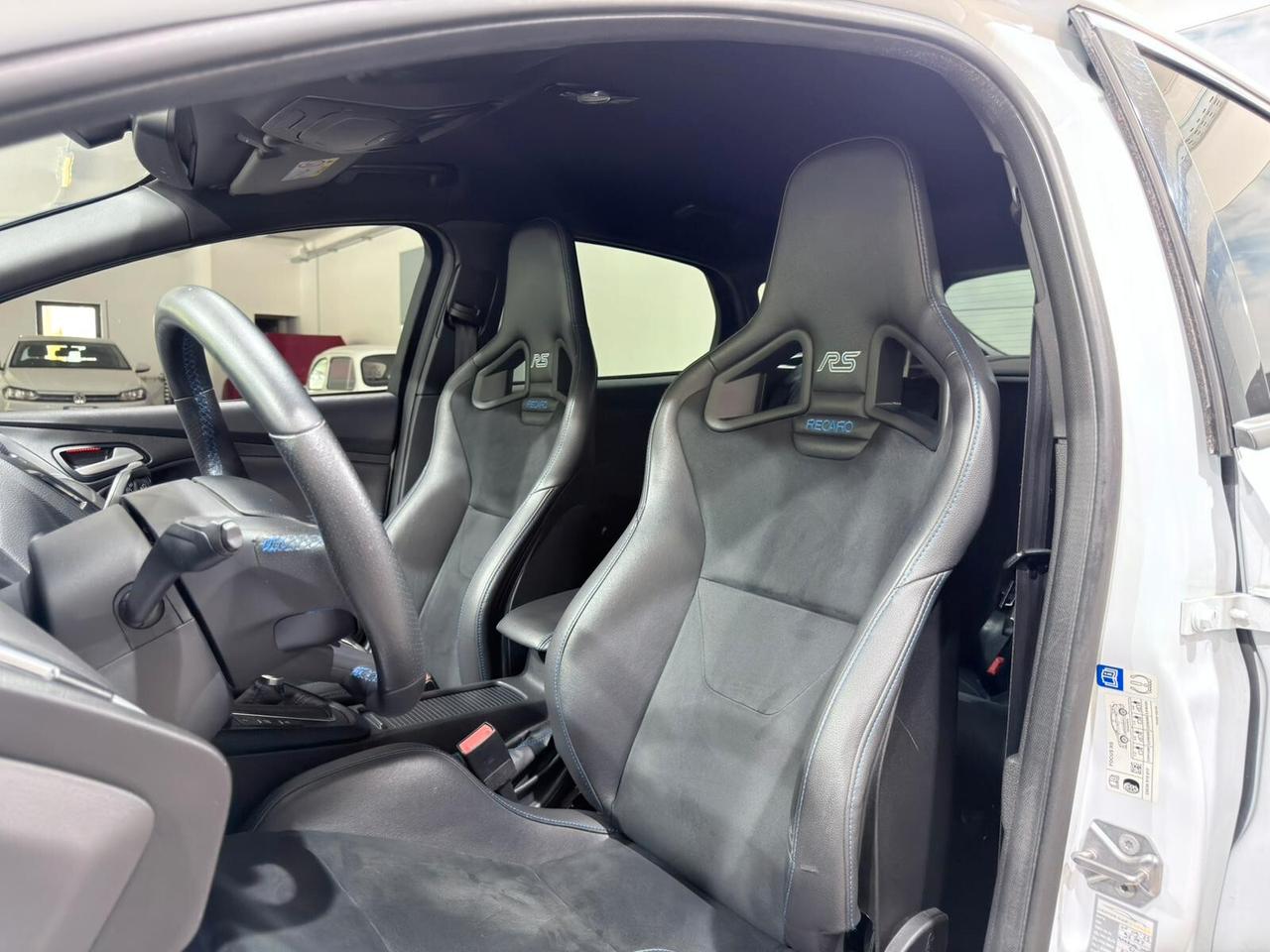 FORD FOCUS RS 2.3 350cv PERFORMANCE RECARO/REMUS