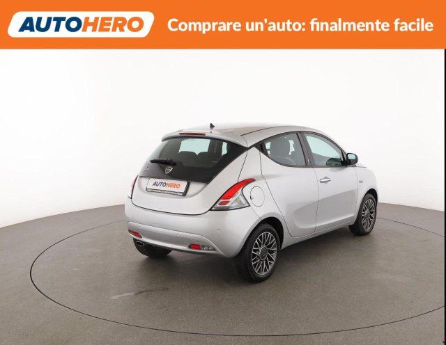 LANCIA Ypsilon 1.2 69 CV 5 porte Gold