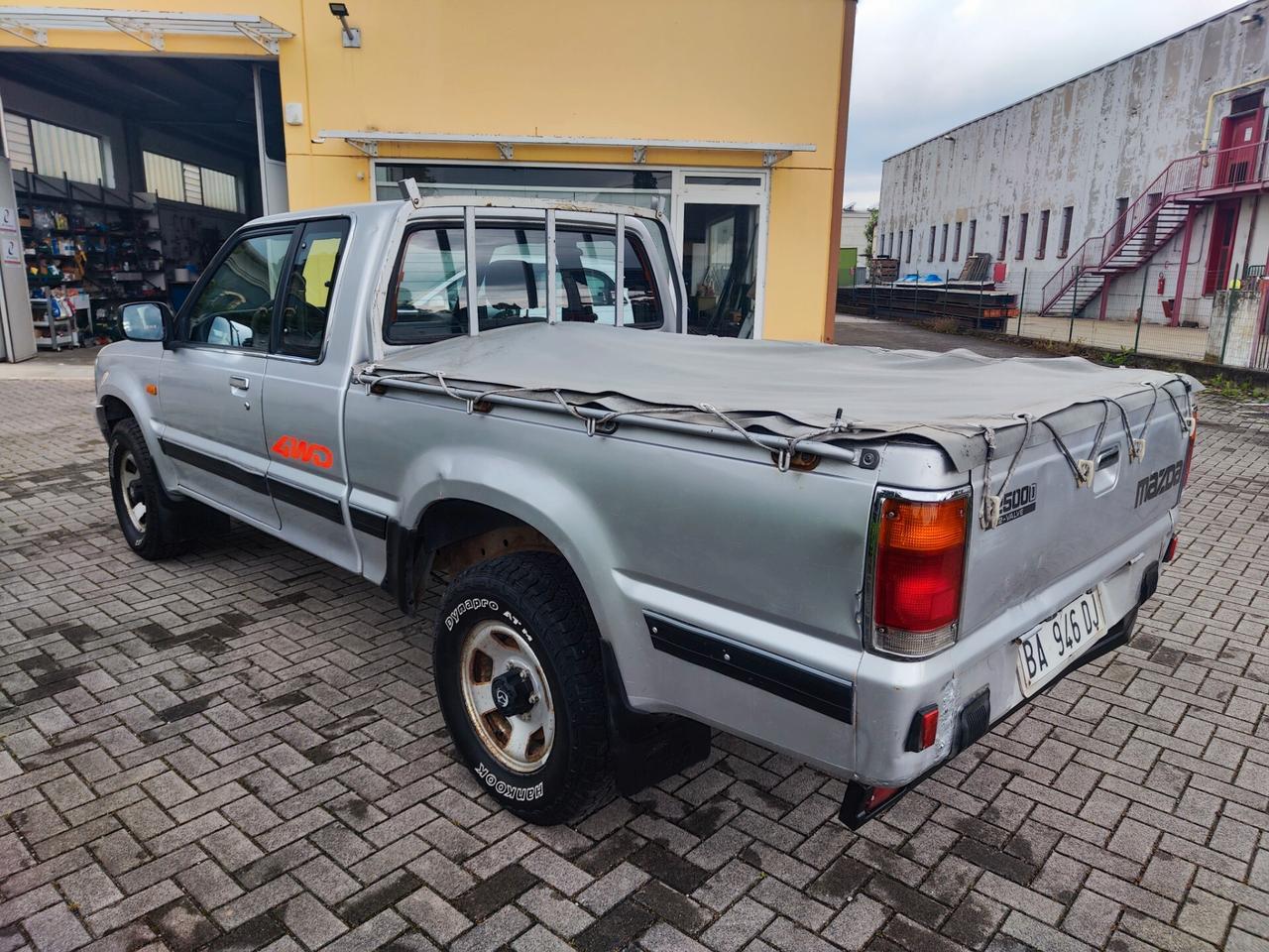 Mazda Pick Up 2500 4x4 doppia cabina