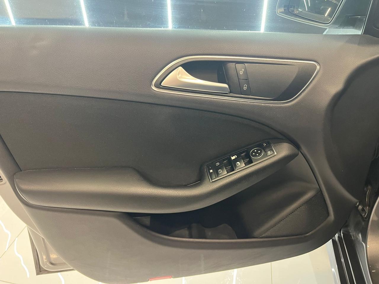 Mercedes-benz B 180 d Automatic Business OK NEOPATENTATI