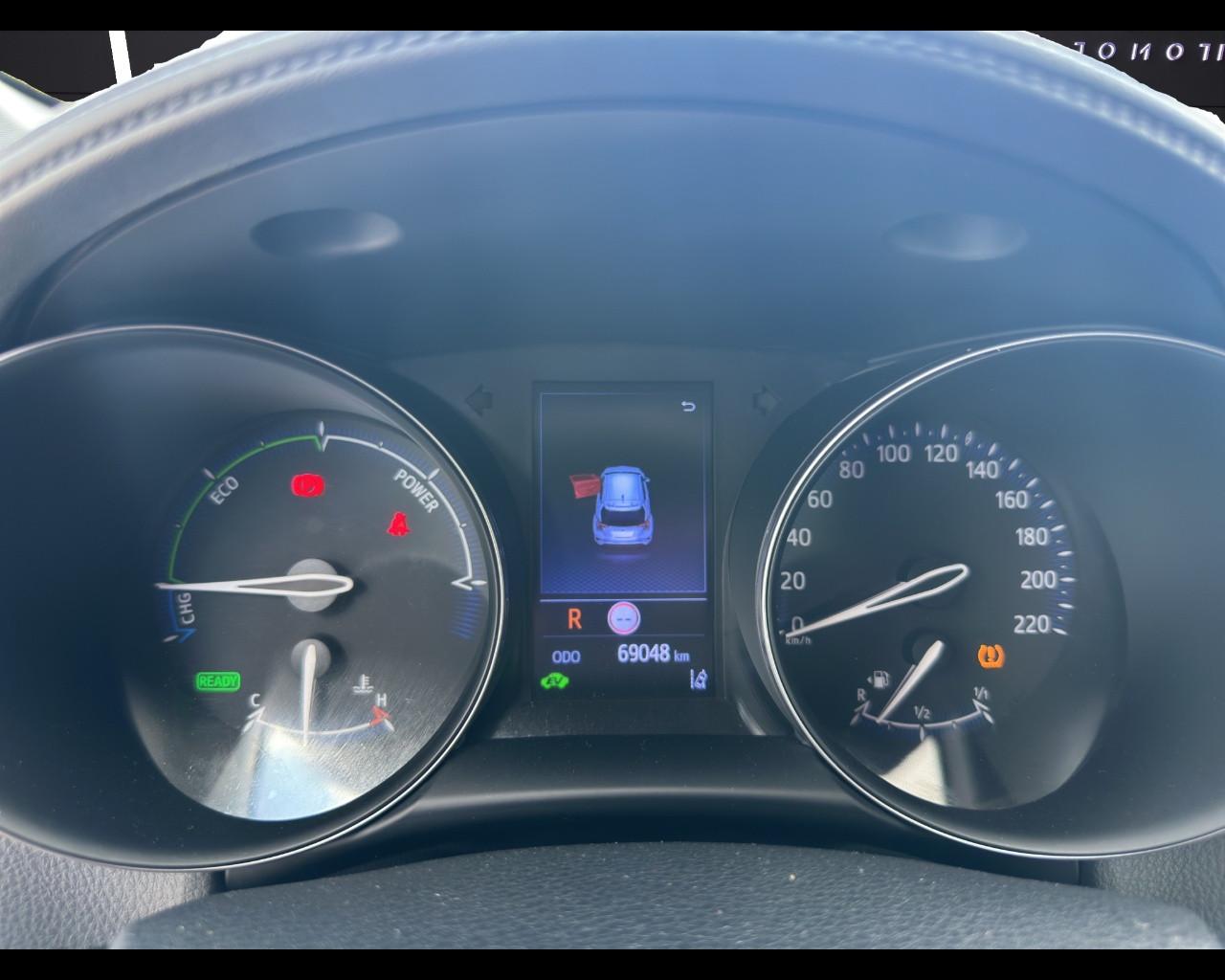 TOYOTA C-HR (2016-2023) - C-HR 1.8 Hybrid E-CVT Trend