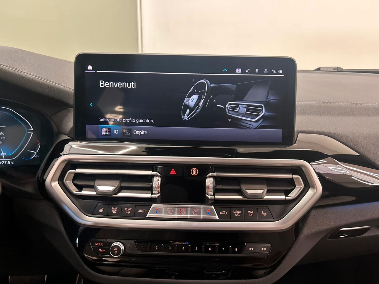 Bmw IX3 Impressive