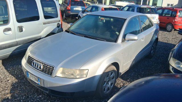 AUDI A4 1.9 TDI/130 CV BERLINA OK NEOPATENTO