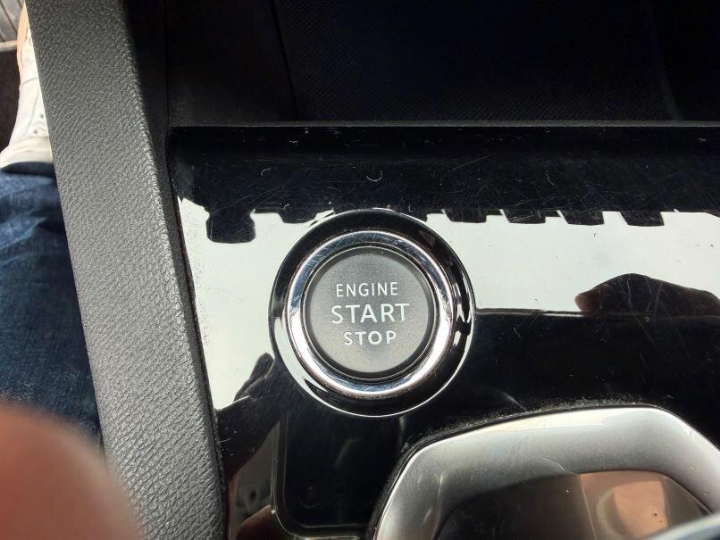 Peugeot 3008 BlueHDi 130 S&S EAT8 Allure Pack AUTOCARRO N1