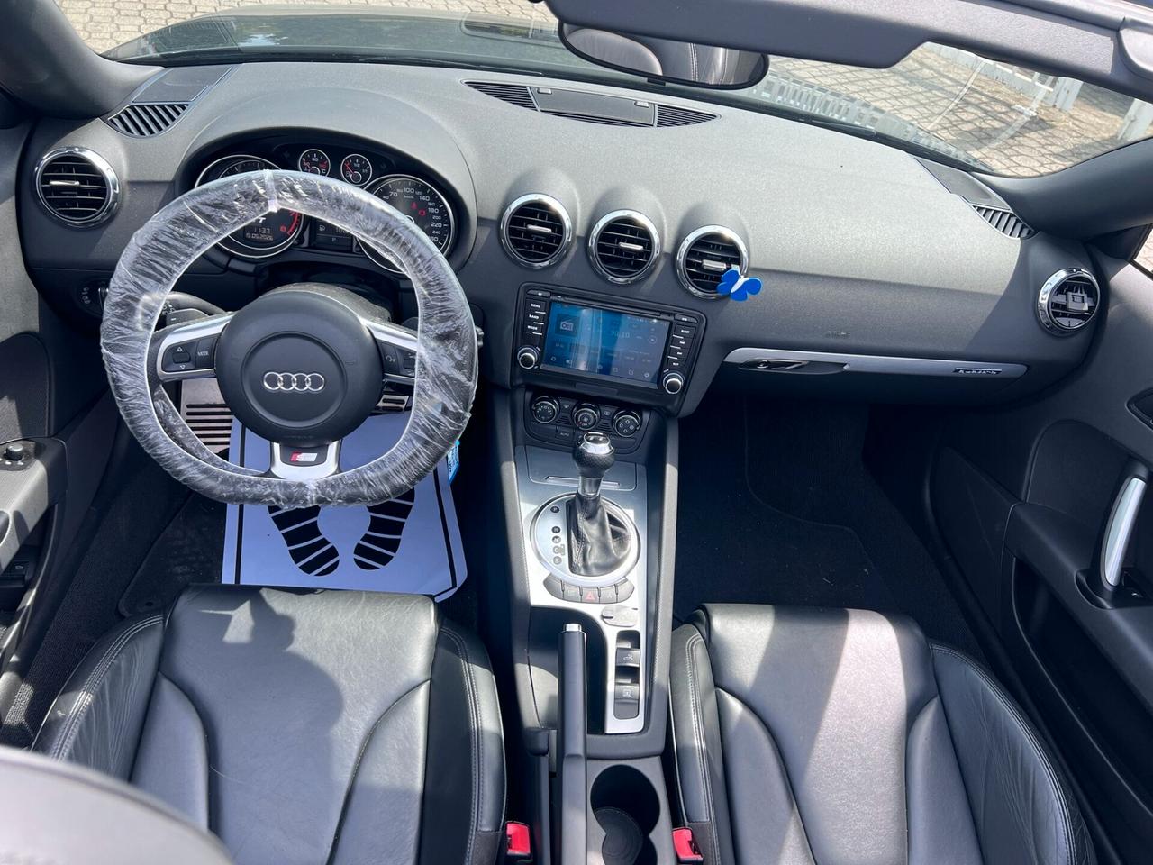 Audi TT Roadster 2.0 TFSI quattro S tronic