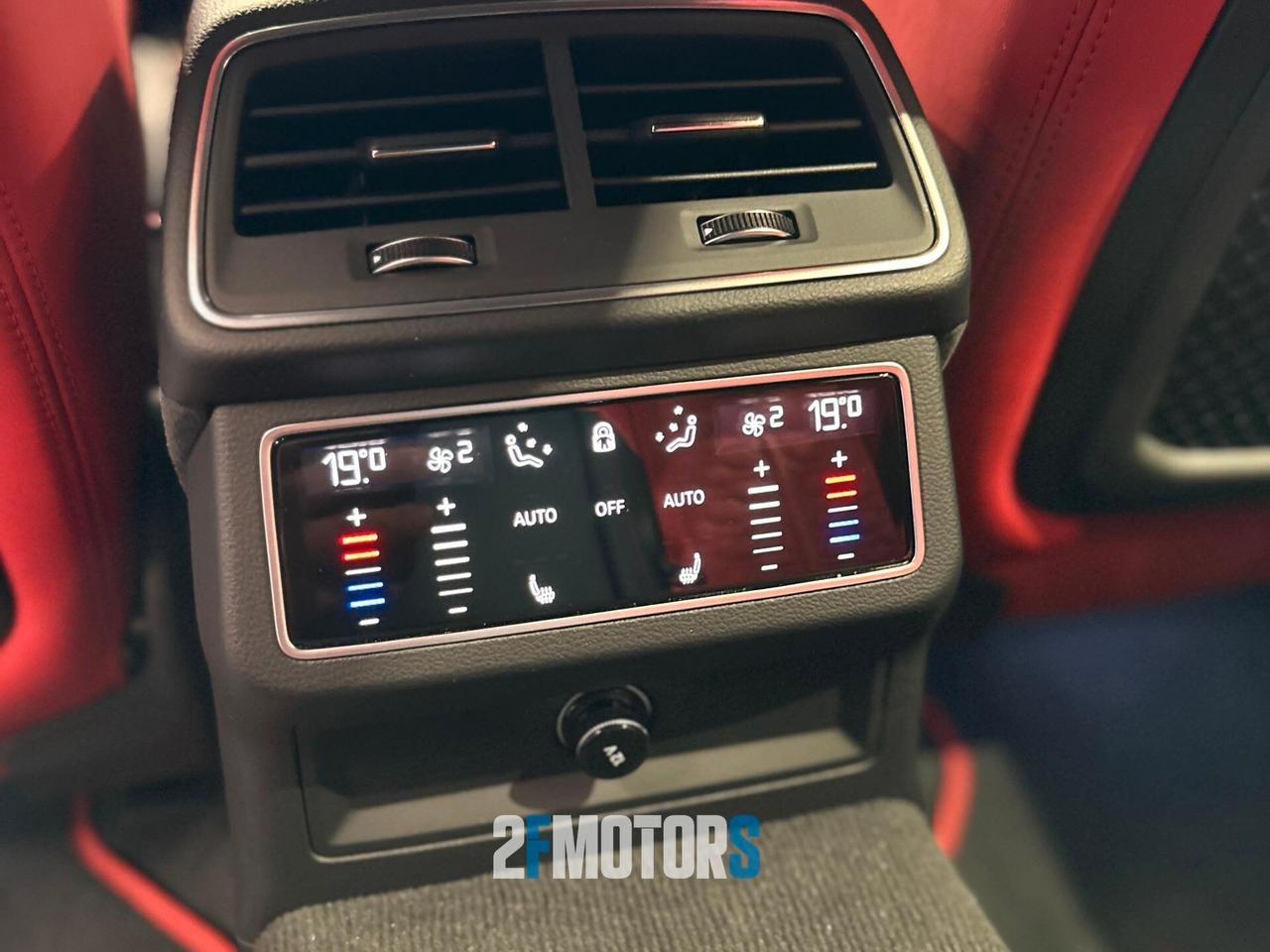 Audi RS6 RS 6 Avant 4.0 TFSI V8 MHEV quattro Exclusive