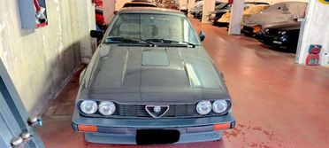 Alfa Romeo Alfetta gtv 2500 v6