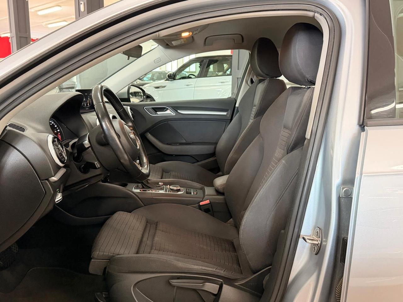 Audi A3 1.6 TDI clean diesel S tronic Ambition