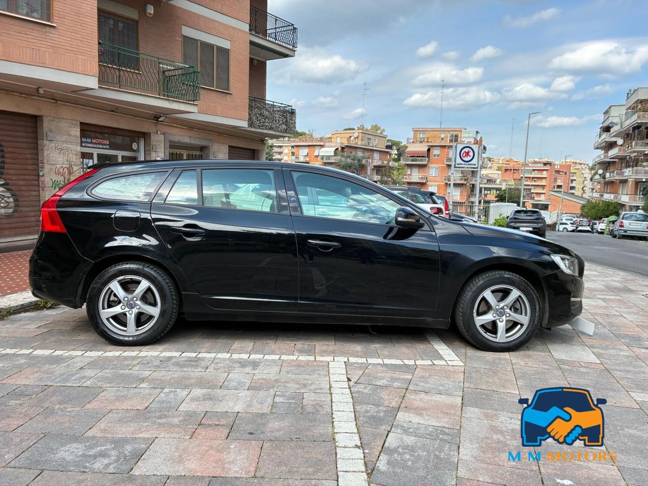 Volvo V60 2.0 d2 Business geartronic 120 cv