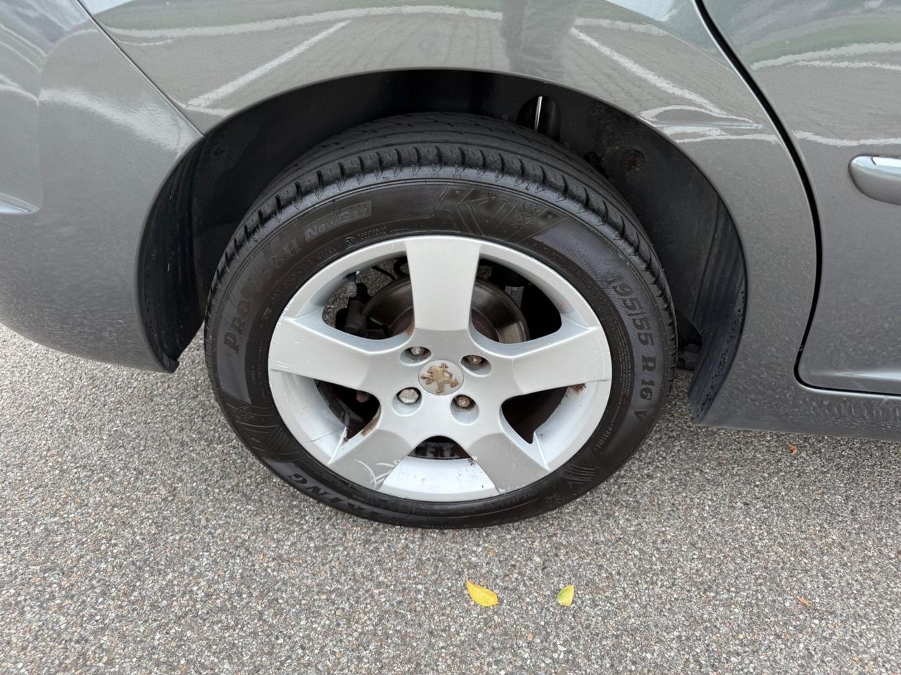 Peugeot 207 1.4 VTi 95CV SW Panorama*Clima*Aux*Usb*Euro 5