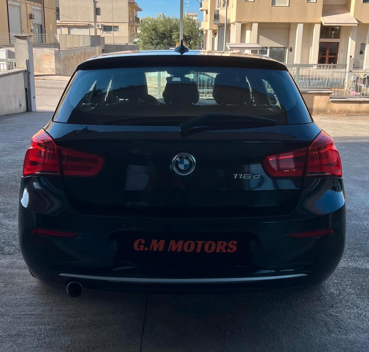 Bmw 116 116d 5p. Urban