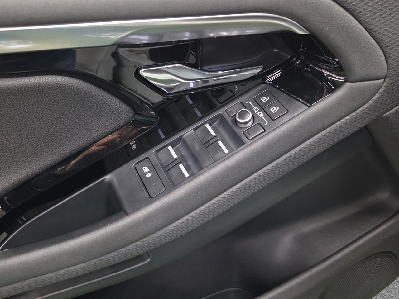 Land Rover Range Evoque 2.0D I4 163 CV AWD Auto R-Dynamic S