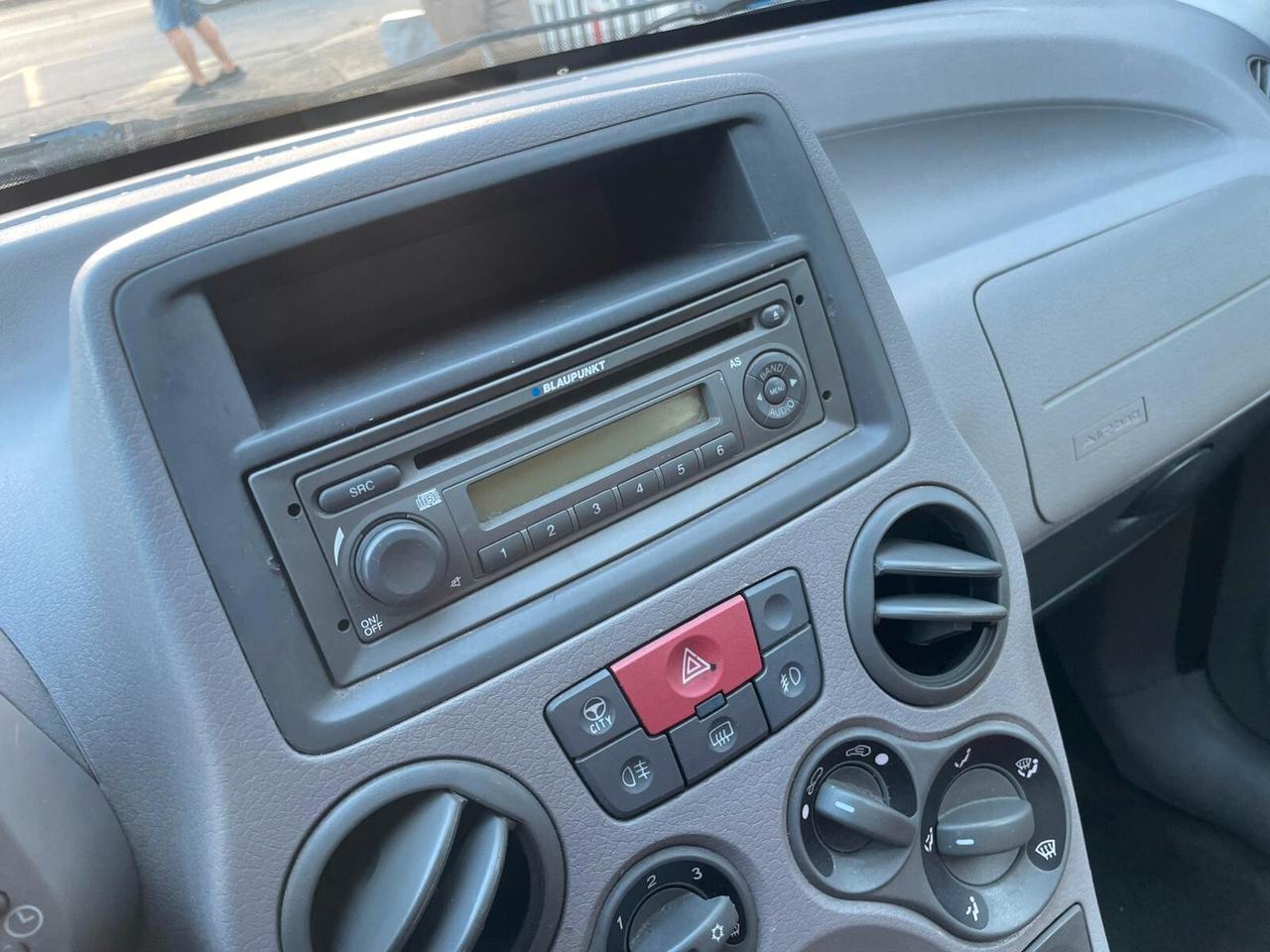 Fiat Panda 1.3 MJT 16V 4x4 Monster