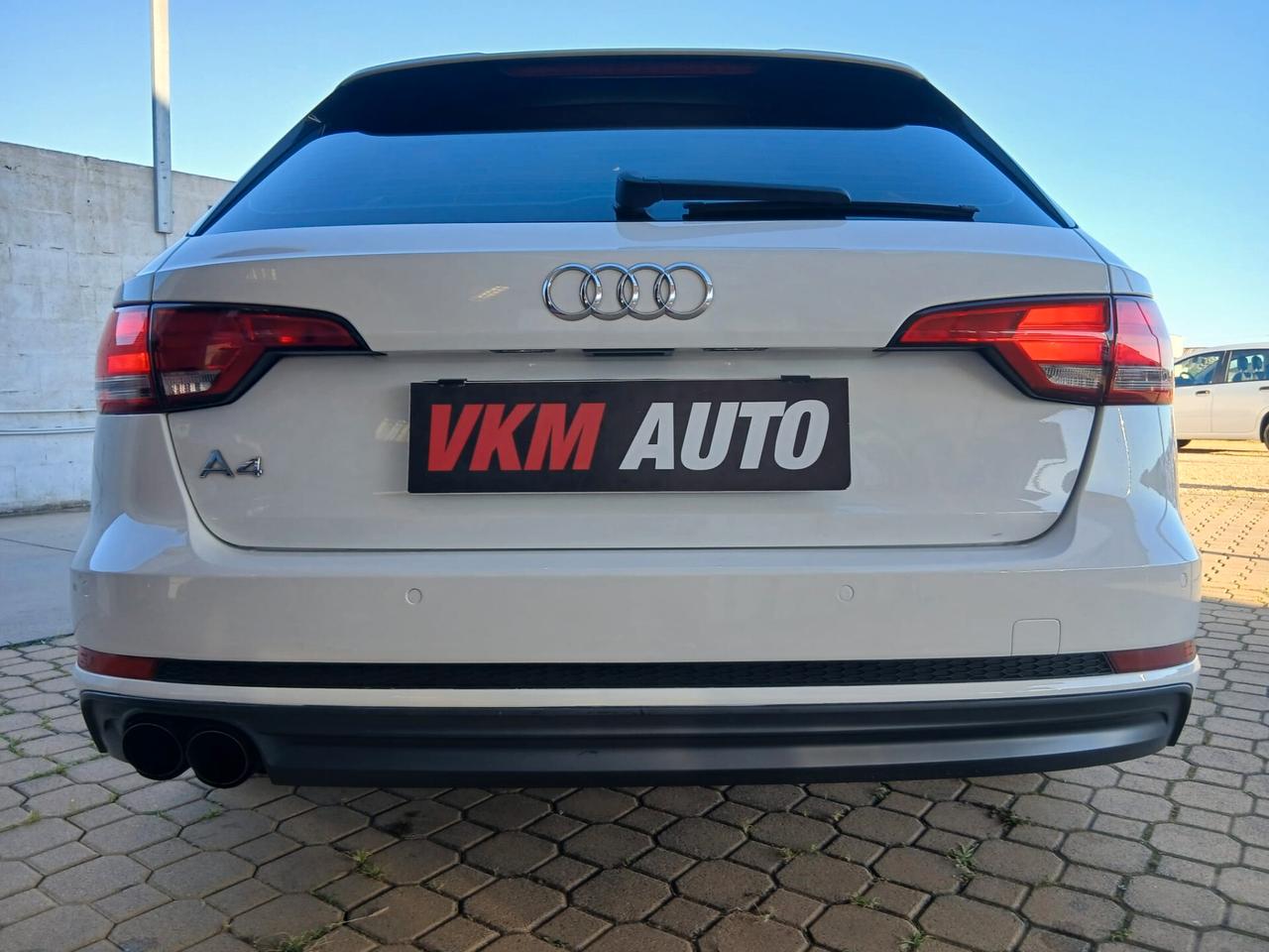 Audi A4 Avant 2.0 TDI 122 CV S tronic Business