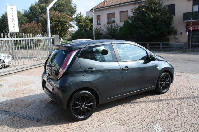 TOYOTA Aygo 1.0 VVT-i 69 CV 5 porte x-play TSS