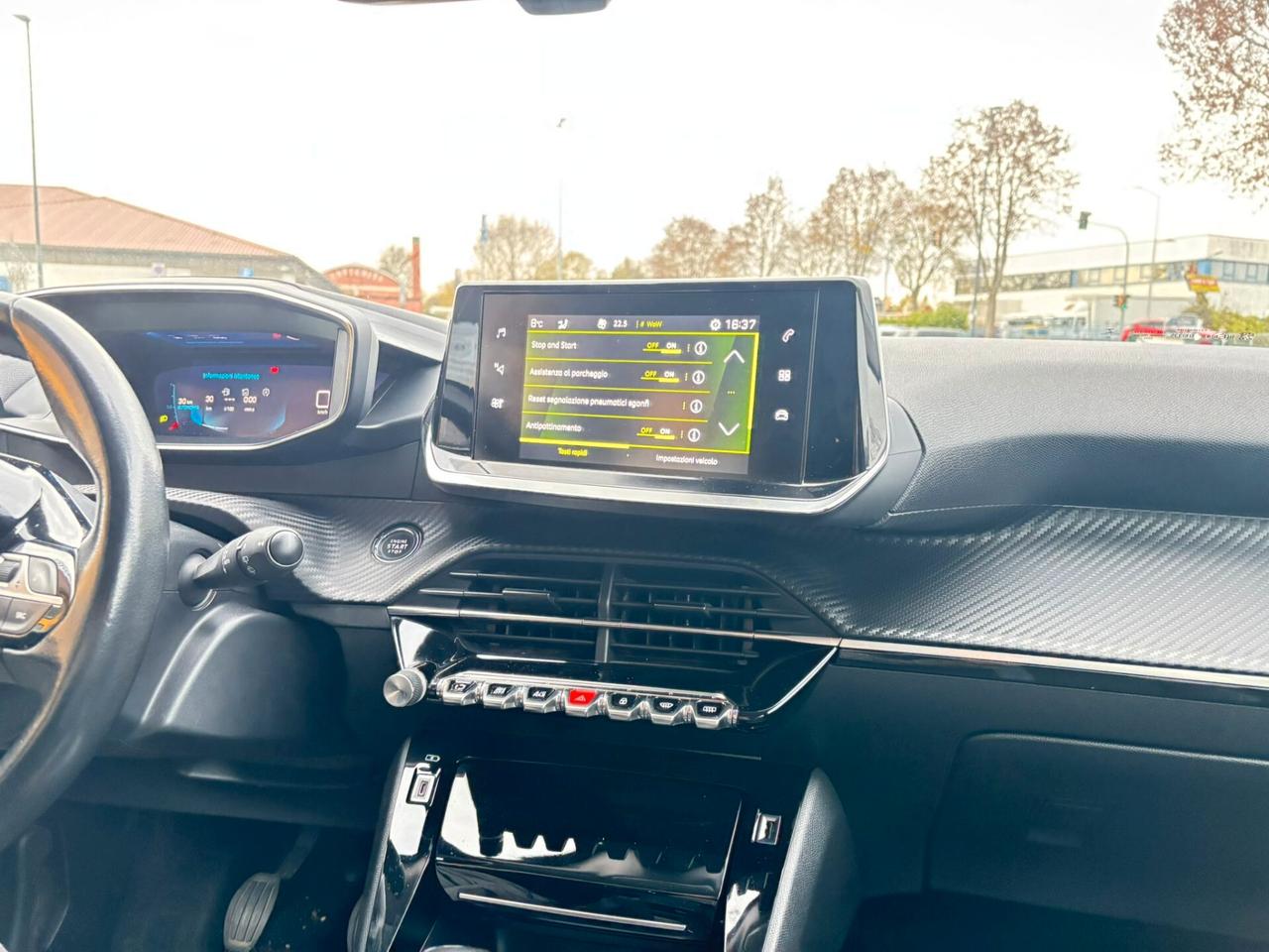 Peugeot 2008 PureTech 130 S&S EAT8 Style