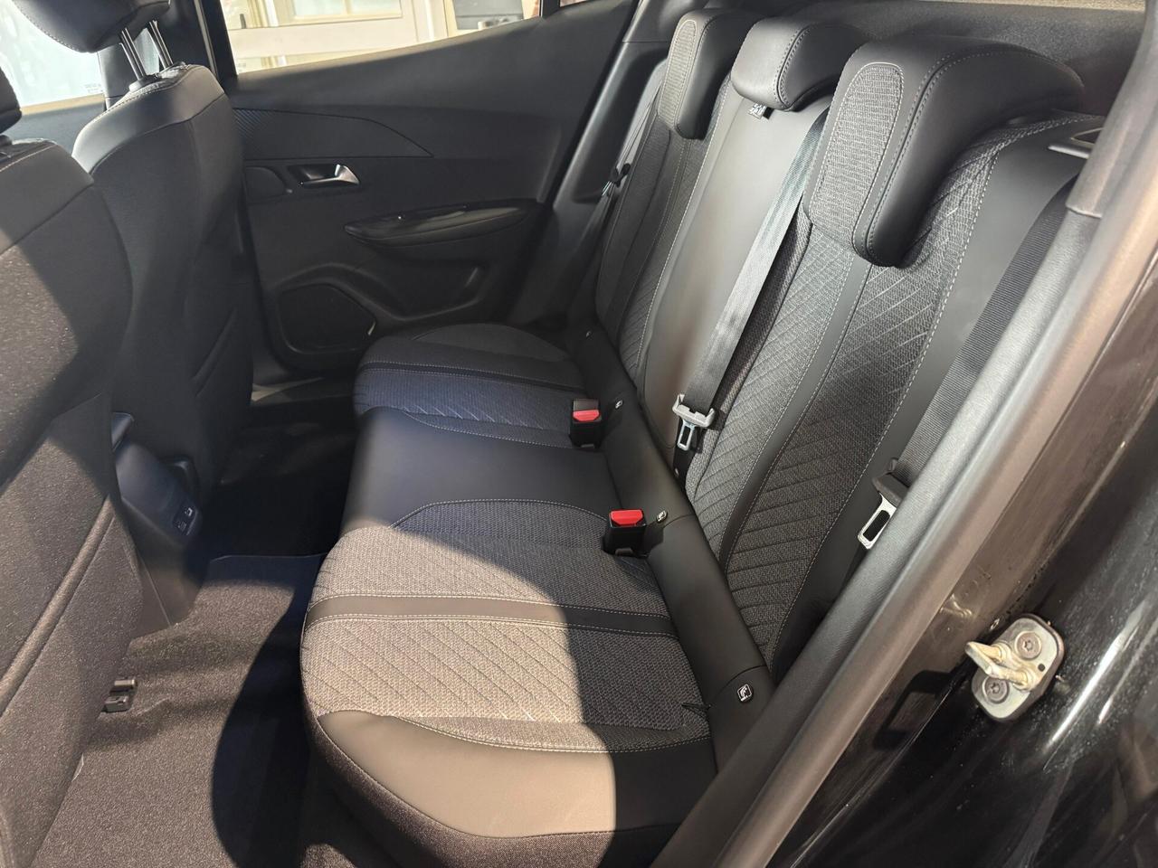 PEUGEOT 2008 2ª serie 2008 PureTech 100 S&S Al...