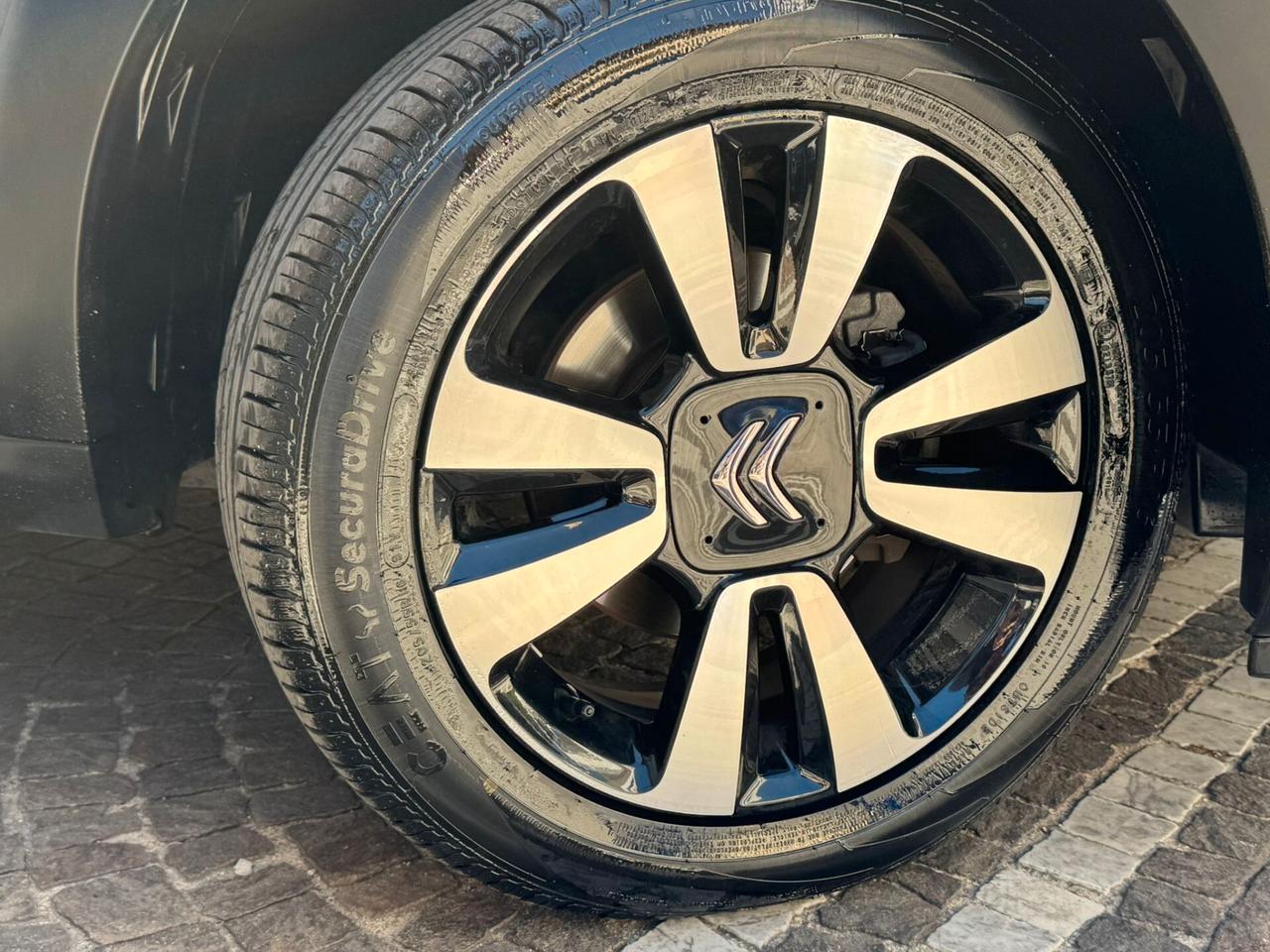 Citroen C3 PureTech 110 S&S EAT6 Shine Pack