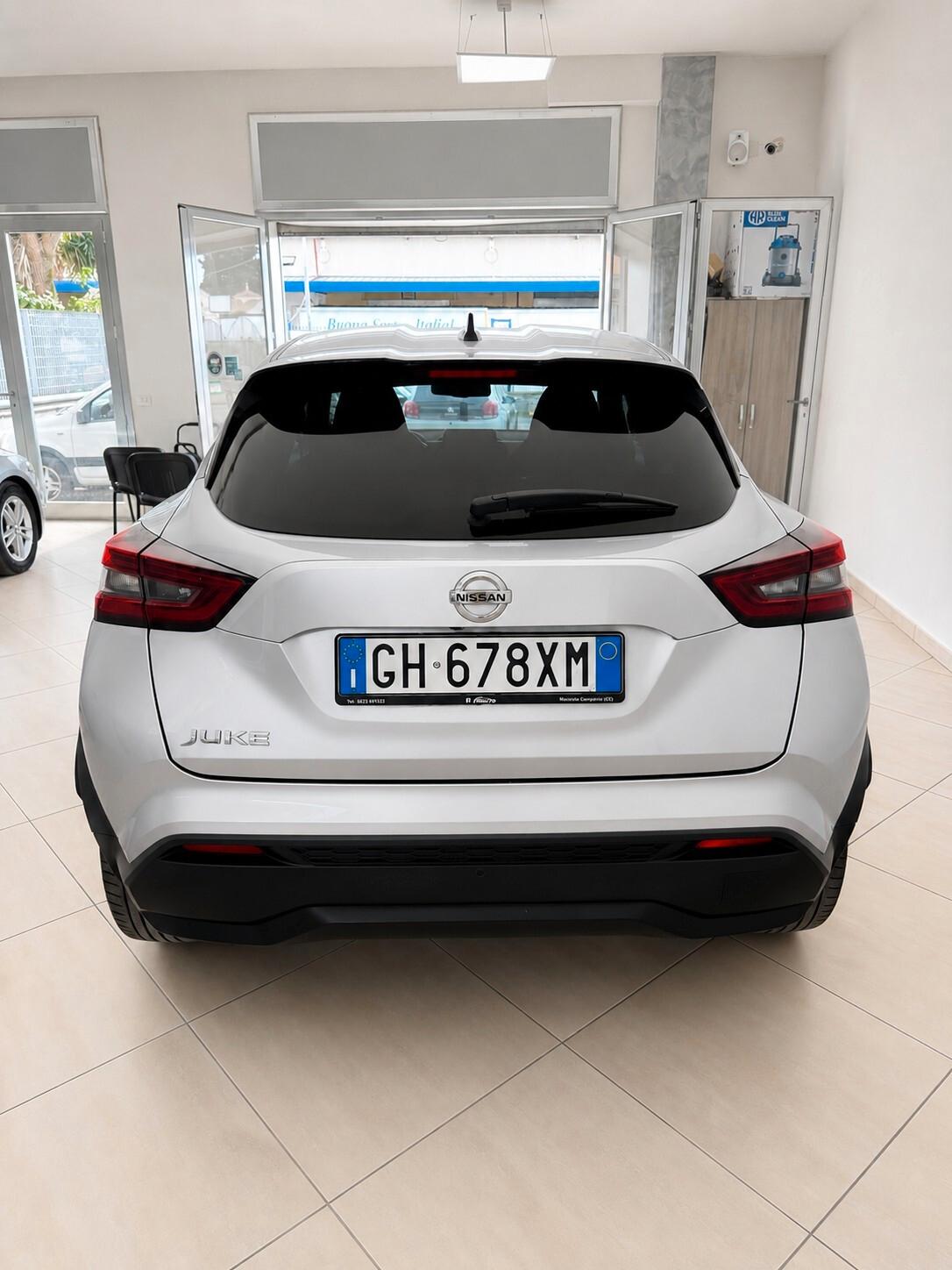 Nissan Juke 1.0 DIG-T 114 CV DCT N-Connecta