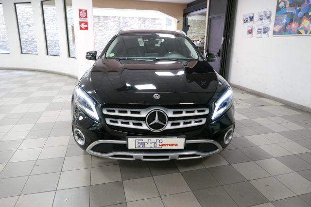 MERCEDES-BENZ GLA 200 d Automatic Sport