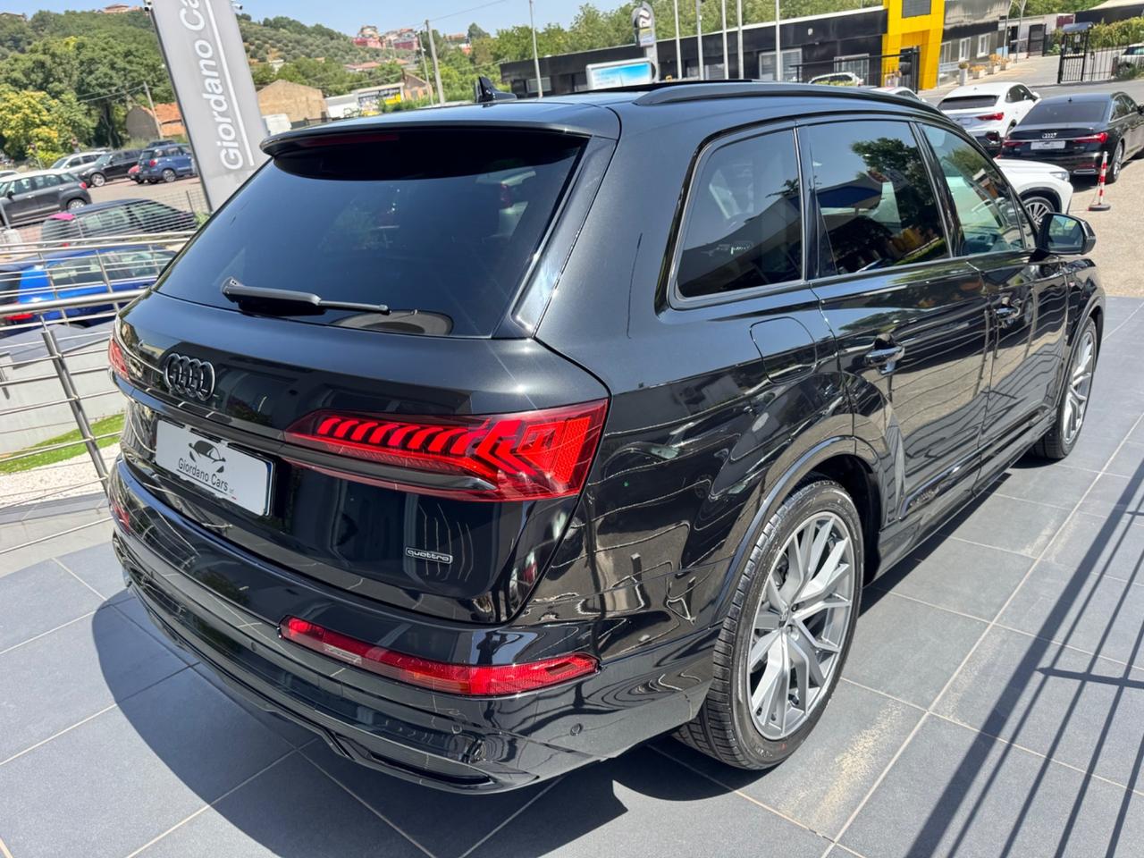 Audi Q7 50 TDI quattro tiptronic s line plus tetto apribile ita